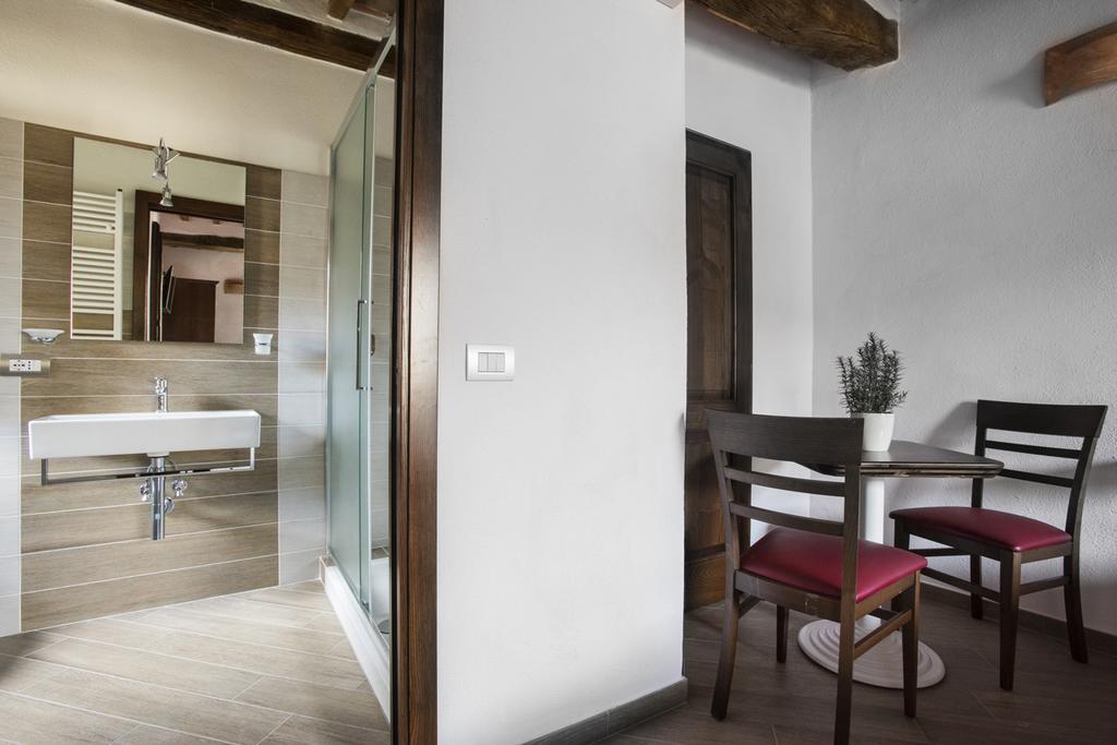 Antico Borgo Seggiano Bed and Breakfast Værelse billede